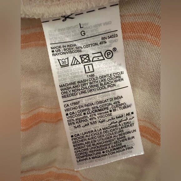 Old Navy Large Orange Peach Top - Picture 4 of 5